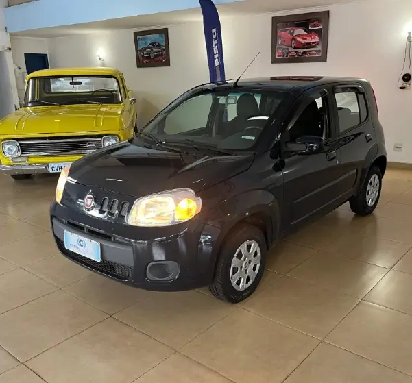Carro Fiat Uno 2011 Vivace 1.0 8V (Flex) 4p