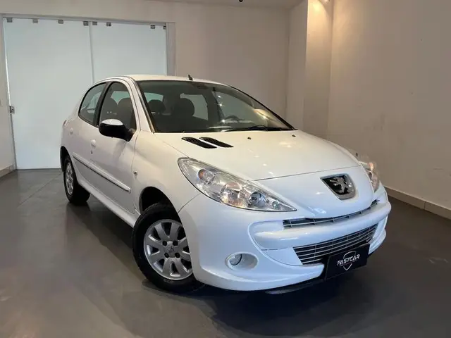 Carro Peugeot 207 2012 Hatch XR 1.4 8V (flex) 4p
