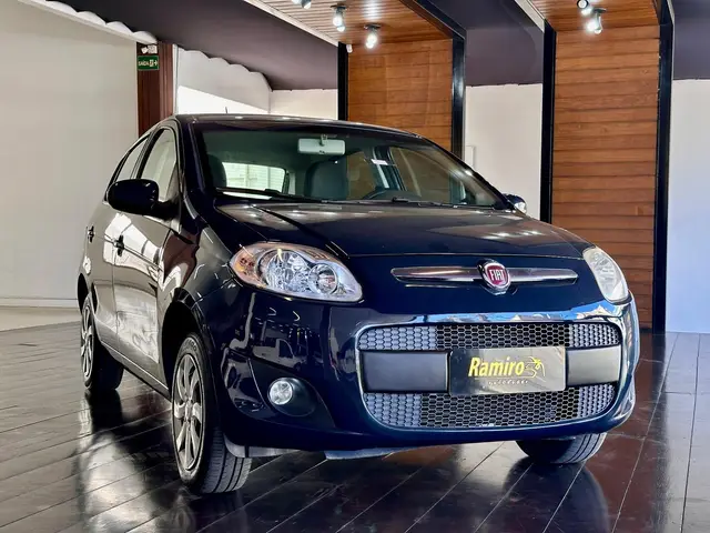 Carro Fiat Palio 2013 Attractive 1.0 8V (Flex)