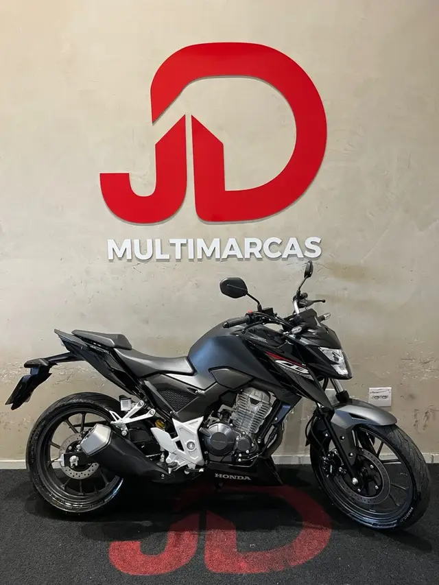 Moto Honda CB 300F Twister 2024 (CBS)