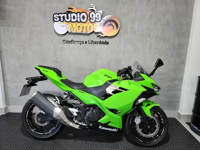 Moto Kawasaki Ninja 2019 400