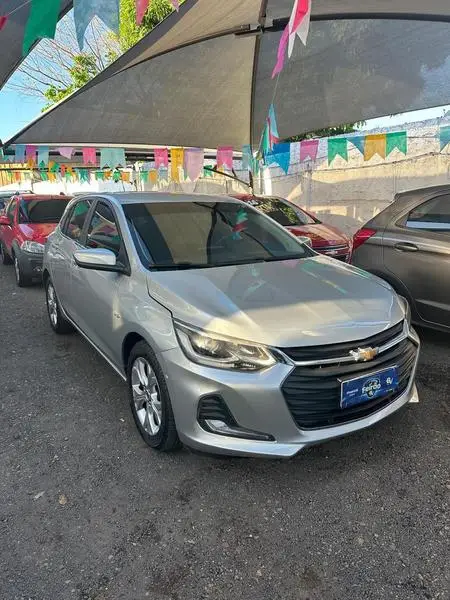 Carro Chevrolet Onix 2021 1.0 (Flex)