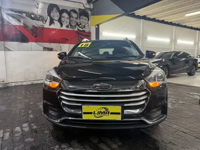 Carro JAC T40 Plus 2018 1.5 16V VVT JetFlex