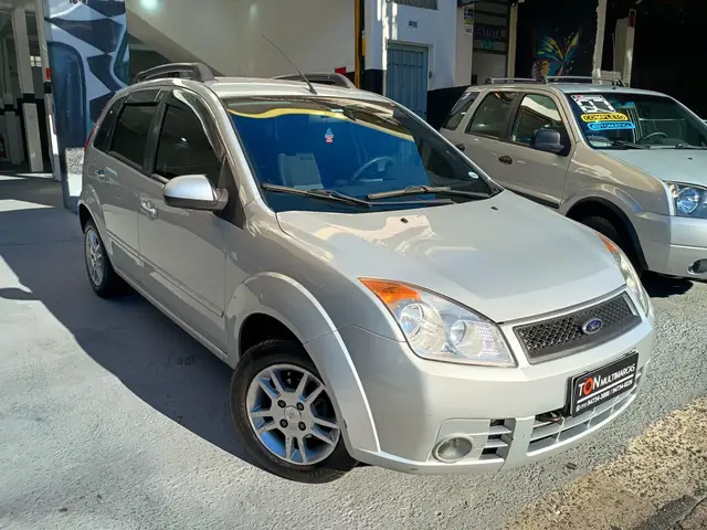 Carro Ford Fiesta Hatch 2008 Class 1.6 (Flex)