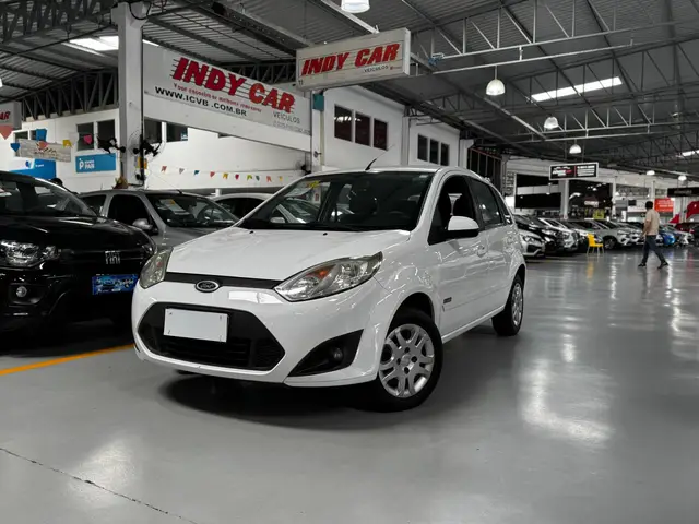 Carro Ford Fiesta Hatch 2013 1.6 (Flex)