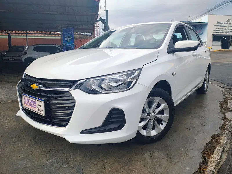 Chevrolet Onix Plus LT 1.0