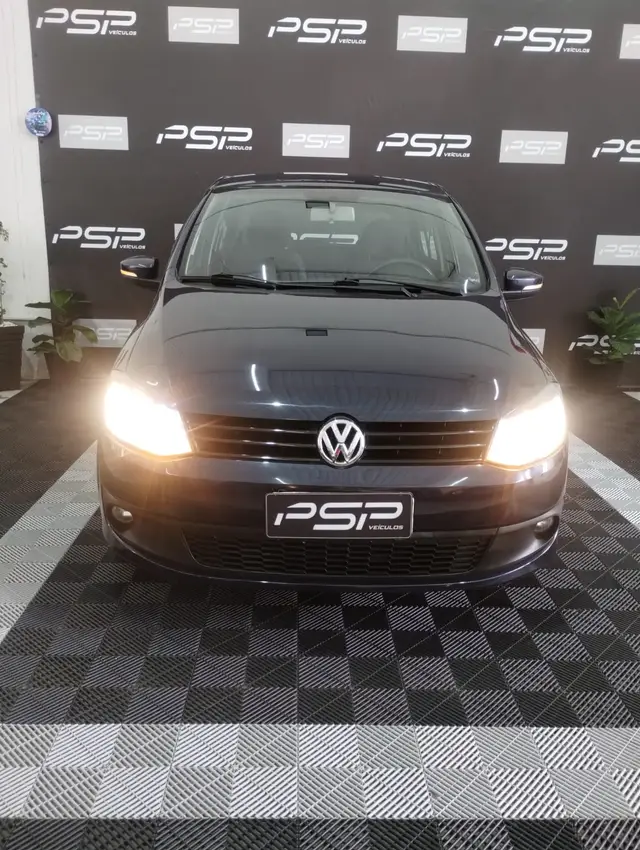 Carro Volkswagen Fox 2011 Prime 1.6 8V (Flex)