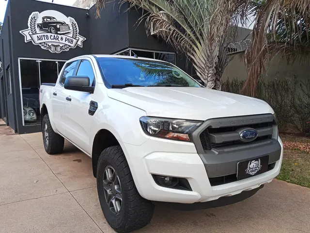 Carro Ford Ranger Cabine Dupla 2017 Ranger XLS 2.2 4x4 CD Diesel (Mec.)