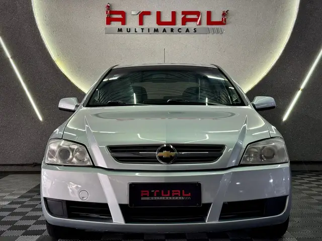 Carro Chevrolet Astra Hatch 2009 Advantage 2.0 (Flex)
