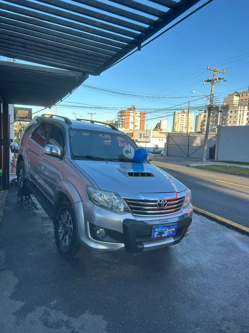 Toyota Hilux SW4 SRV 4x4 3.0 Turbo  (aut)
