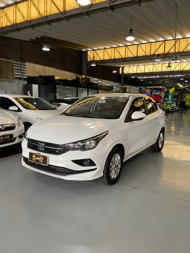 Carro Fiat Cronos 2022 Drive 1.3