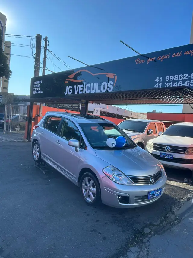 Carro Nissan Tiida 2012 SL 1.8 (flex) (aut)