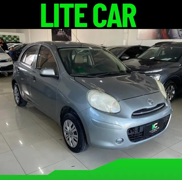 Carro Nissan March 2012 1.0 16V S (Flex)