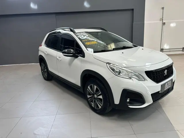 Carro Peugeot 2008 2022 Allure Pack 1.6
