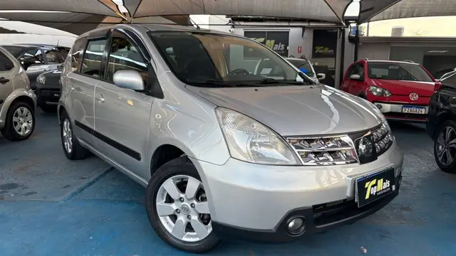 Carro Nissan Livina 2010 SL 1.8 16V aut. (flex)
