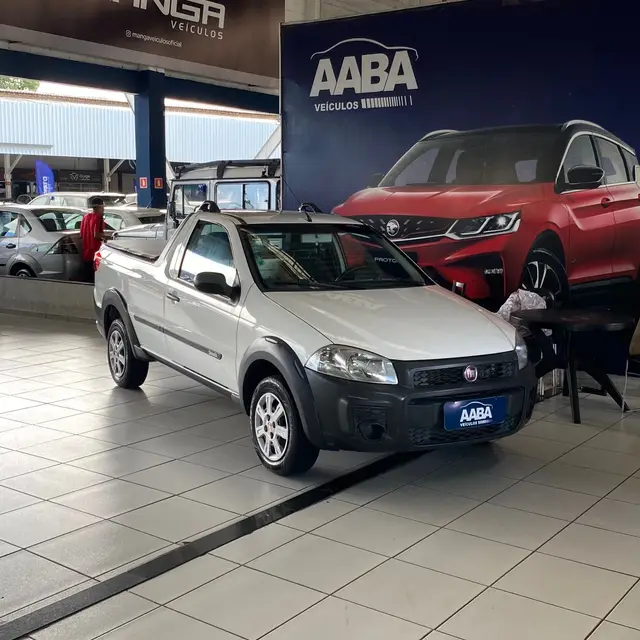 Carro Fiat Strada 2016 Working 1.4 (Flex)