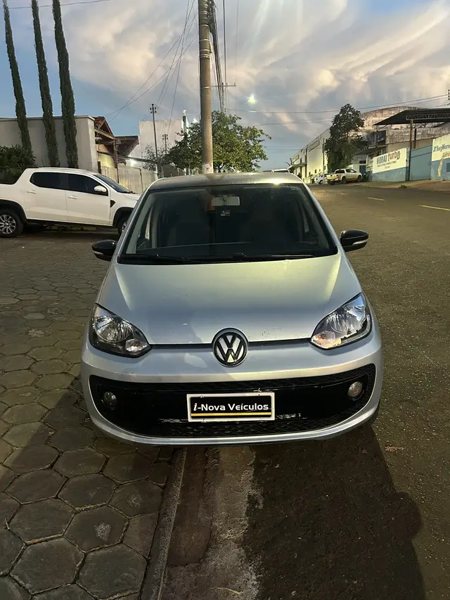 Carro Volkswagen Up! 2016 1.0 12v TSI E-Flex Move