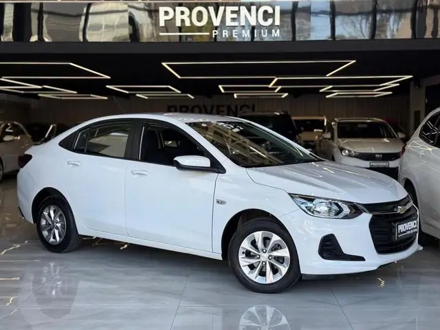 Carro Chevrolet Onix Plus 2023 LT 1.0 Turbo