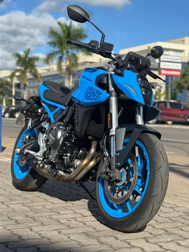 Moto Suzuki GSX-8S 2025 776 cc