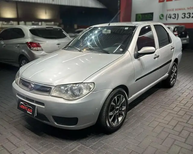 Carro Fiat Siena 2011 Attractive 1.0 8V (Flex)