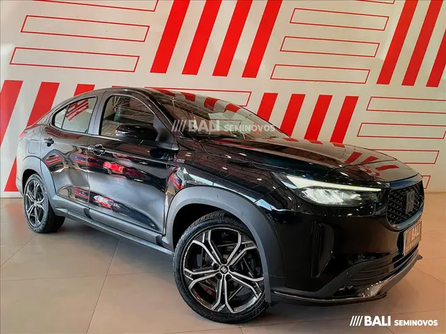 Carro Fiat Fastback 2023 Turbo 270 Limited Edition