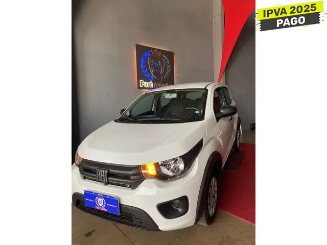 Carro Fiat Mobi 2024 Trekking 1.0