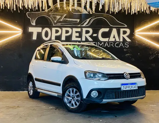 Carro Volkswagen CrossFox 2013 1.6 VHT (Flex)