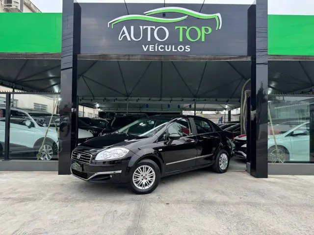 Carro Fiat Linea 2015 ESSENCE Dualogic 1.8 Flex 16V 4p