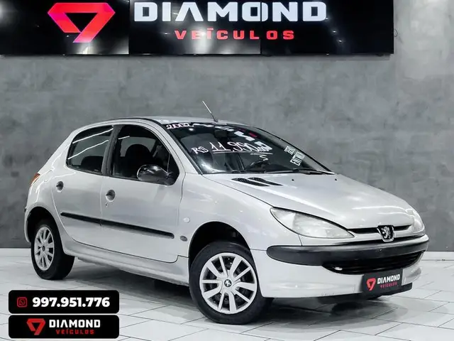 Carro Peugeot 206 2002 Hatch. Soleil 1.0 16V