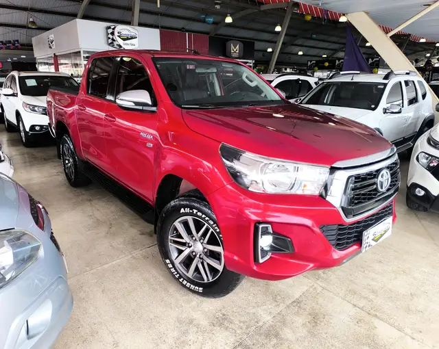 Carro Toyota Hilux Cabine Dupla 2017 Hilux 2.7 SRV CD 4x2 (Flex) (Aut)