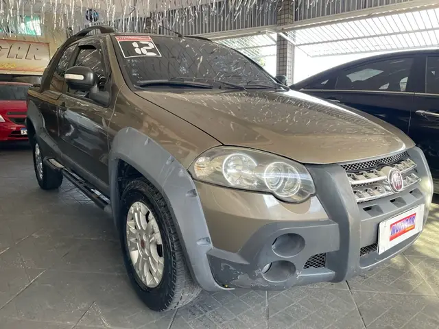 Carro Fiat Strada 2012 Adventure 1.8 16V (Flex) (Cabine Dupla)