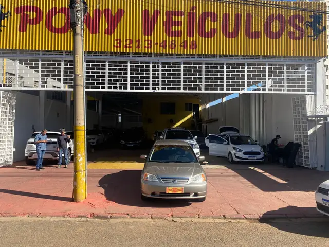 Carro Honda Civic 2003 Sedan LX 1.7 16V (Aut)