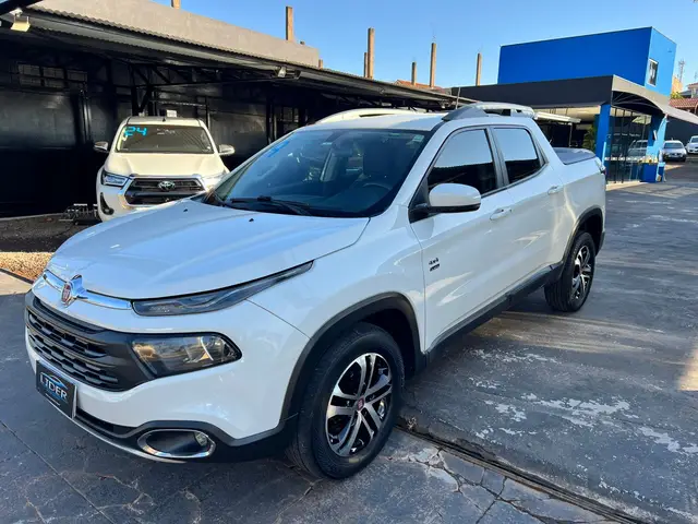 Carro Fiat Toro 2019 2.0 TDI Freedom Auto 4WD (Diesel)