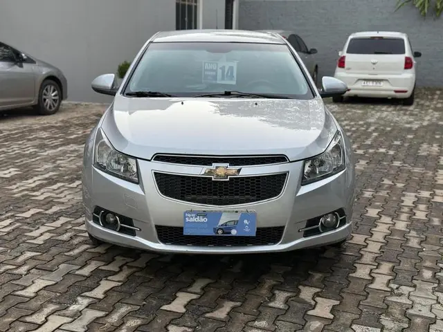 Carro Chevrolet Cruze 2014 HB Sport LTZ 1.8 16V FlexP. 5p Mec