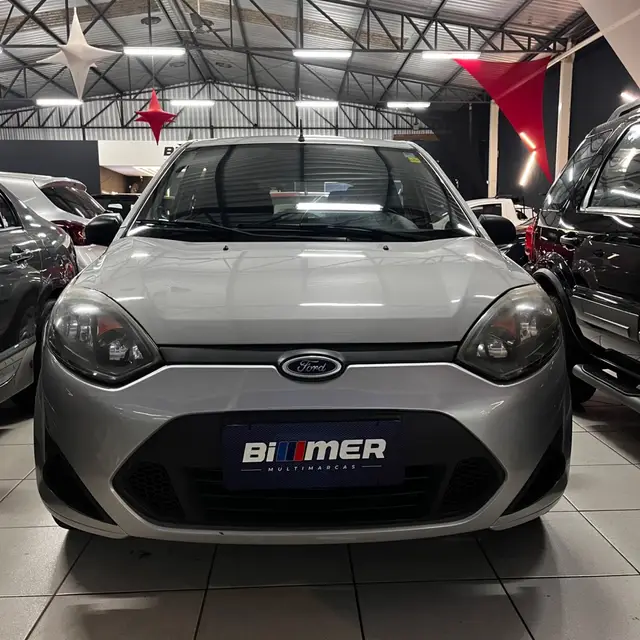 Carro Ford Fiesta Hatch 2013 Rocam 1.0 (Flex)