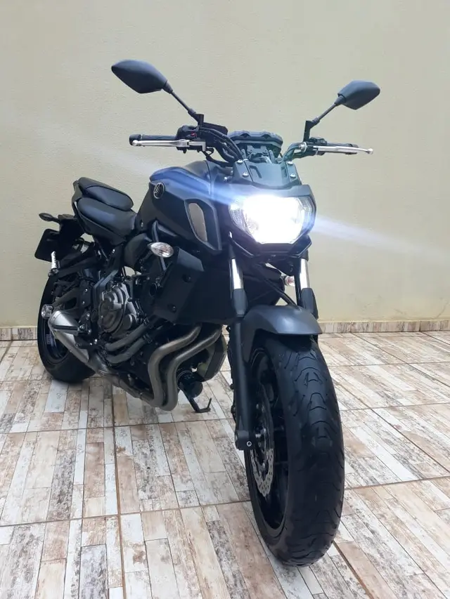 Moto Yamaha MT-07 2021 ABS