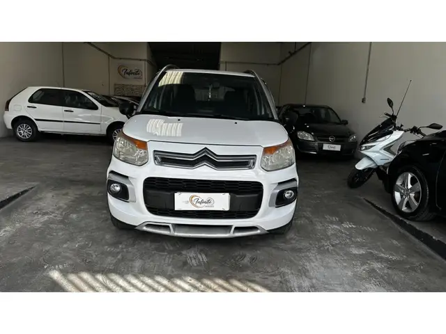 Carro Citroën C3 Picasso 2011 Picasso GLX 1.6 Flex 16V 5p Mec.