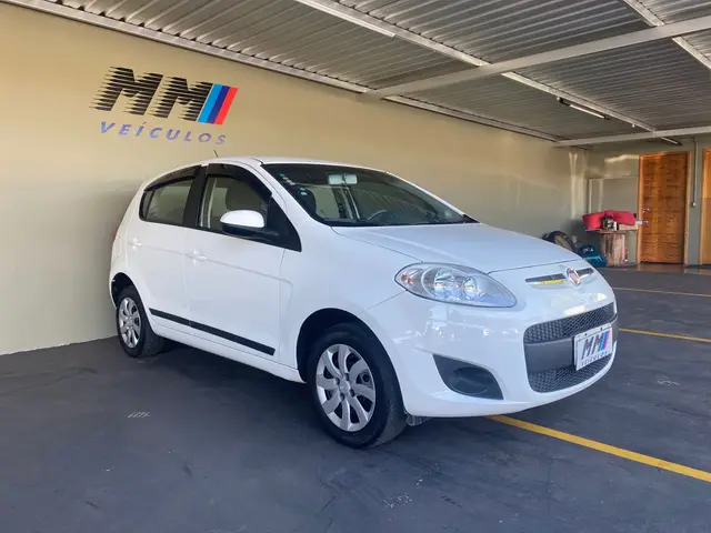 Carro Fiat Palio 2015 Attractive 1.0 Evo (Flex)