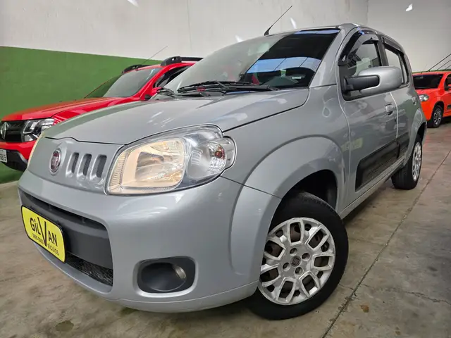 Carro Fiat Uno 2014 Vivace 1.0 8V (Flex) 4p