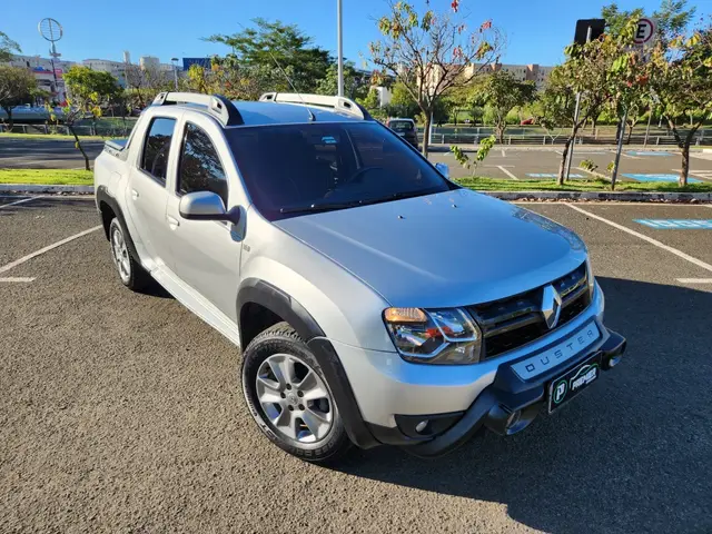 Carro Renault Duster Oroch 2017 2.0 16V Dynamique (Aut) (Flex)