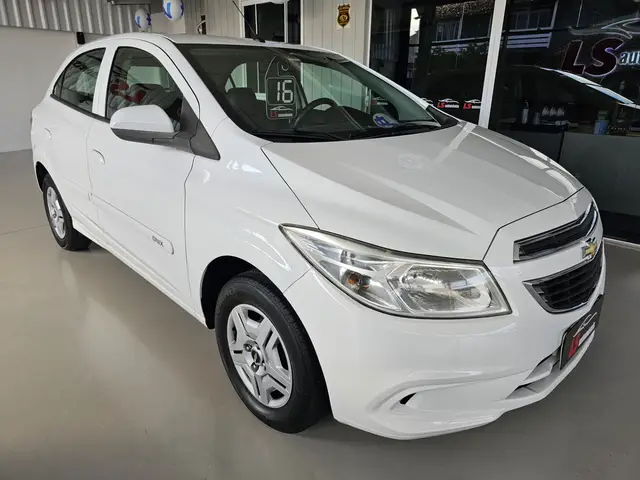 Carro Chevrolet Onix 2016 1.0 LT SPE/4