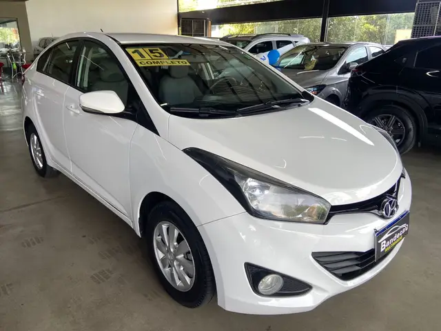 Carro Hyundai HB20S 2015 1.6 Comfort Plus (Flex)
