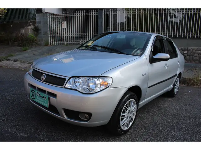 Carro Fiat Siena 2005 ELX 1.3 8V (Flex)