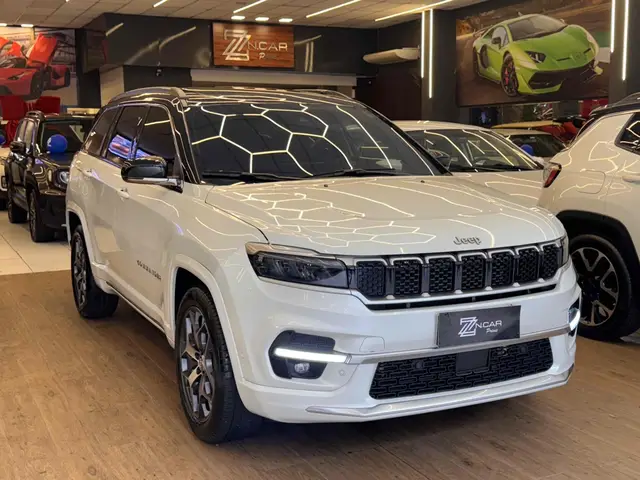 Carro Jeep Commander 2025 Overland 1.3 T270