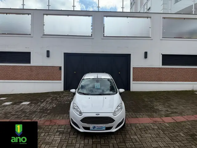 Carro Ford New Fiesta Hatch 2017 New Fiesta Titanium 1.6 16V PowerShift