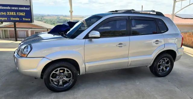 Carro Hyundai Tucson 2010 GL 2.0 16V