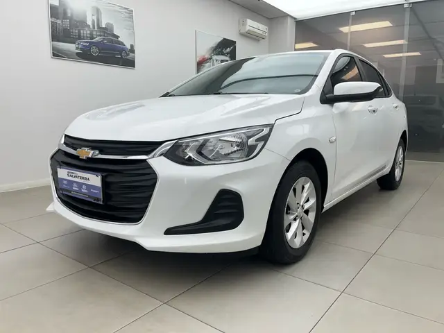 Carro Chevrolet Onix Plus 2023 LT 1.0