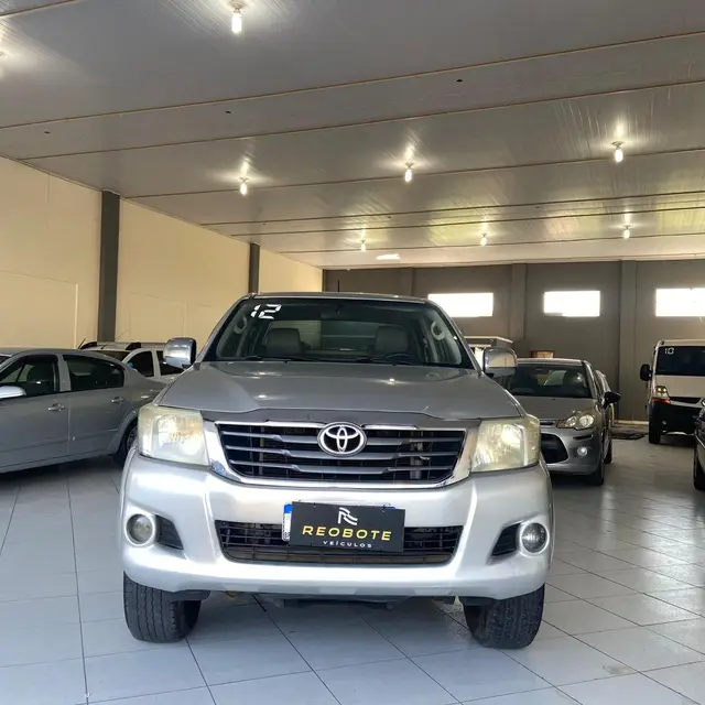 Carro Toyota Hilux Cabine Dupla 2012 Hilux 2.7 SR CD 4x2 (Flex) (Aut)