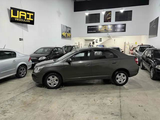 Carro Chevrolet Cobalt 2015 LT 1.4 8V (Flex)