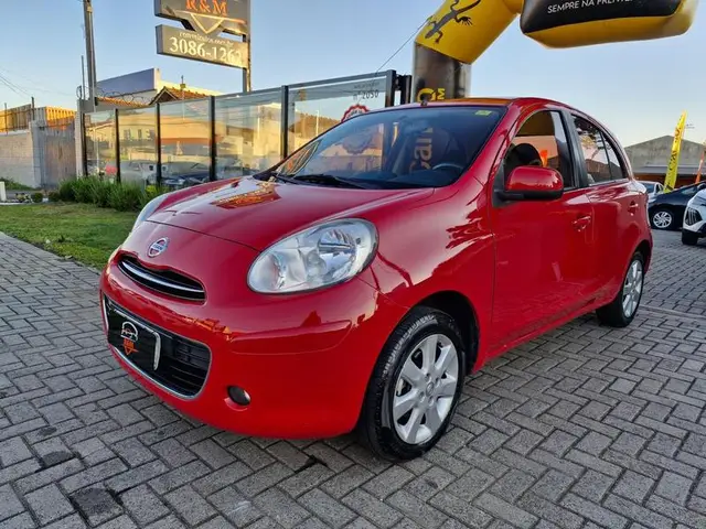 Carro Nissan March 2014 1.0 16V (Flex)